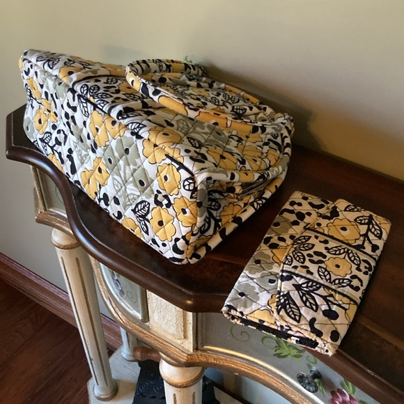 Vera Bradley bag - Picture 6 of 9